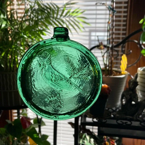 Emerald Glass Cardinal Suncatcher Ornament - Picture 2 of 6